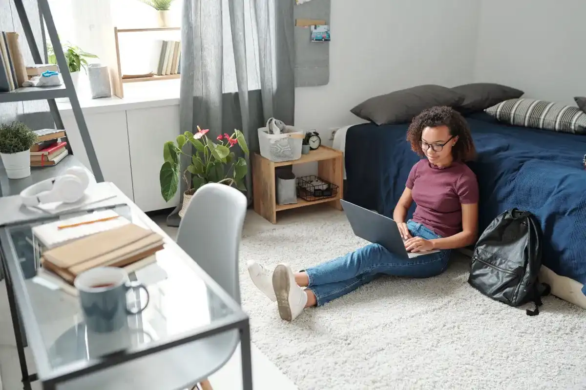 A college student looking for solutions on saving money 